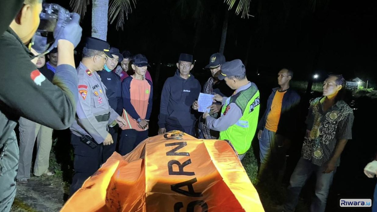 SAR gabungan berhasil menemukan 2 jenazah bocah yang tenggelam di muara Sungai Wawar Purworejo, Jumat (17/4/2026) dini hari.